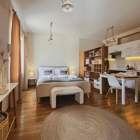 Napsugar Apartman كيستاي المظهر الخارجي الصورة