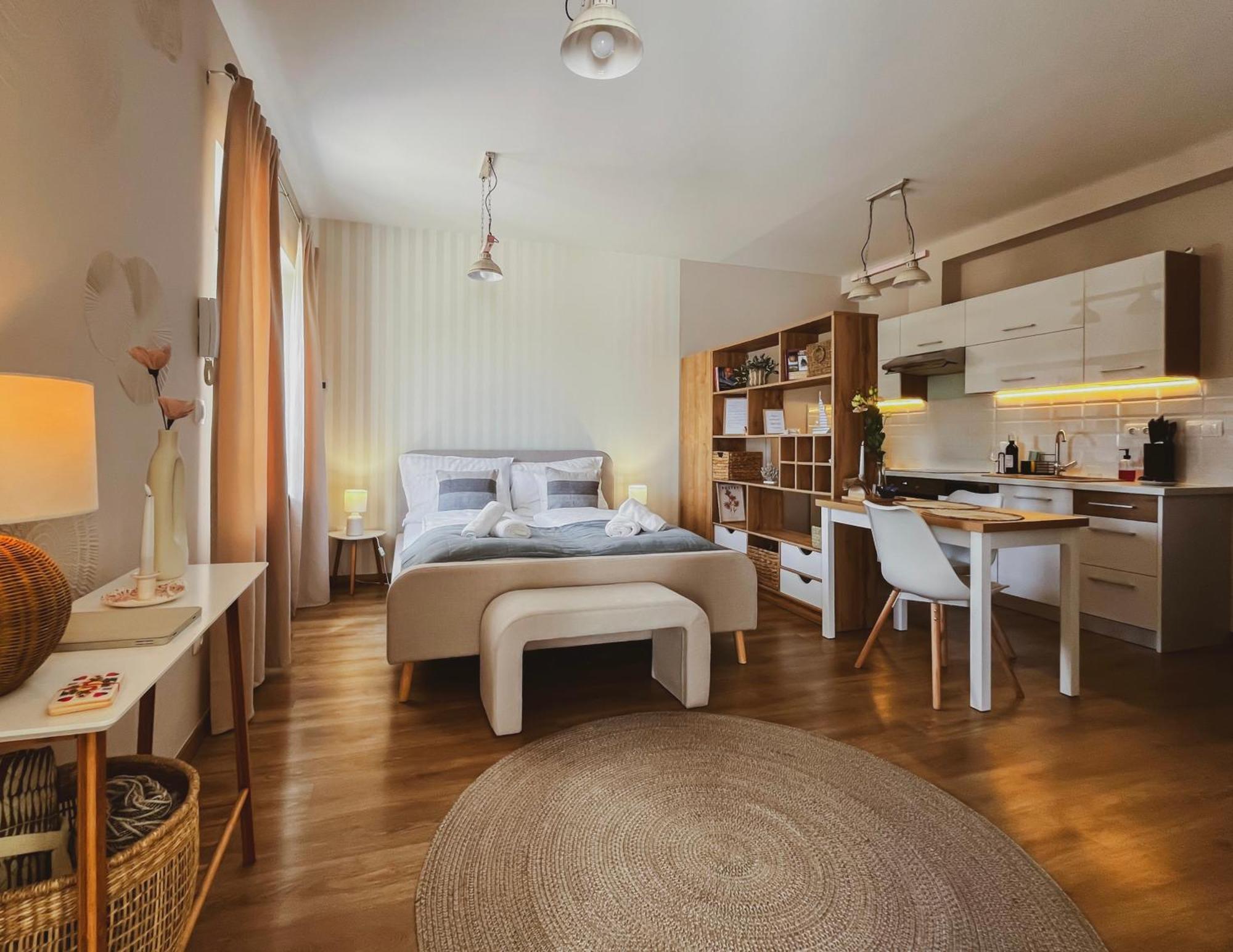 Napsugar Apartman كيستاي المظهر الخارجي الصورة